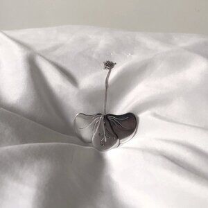 Sterling silver flower pendant